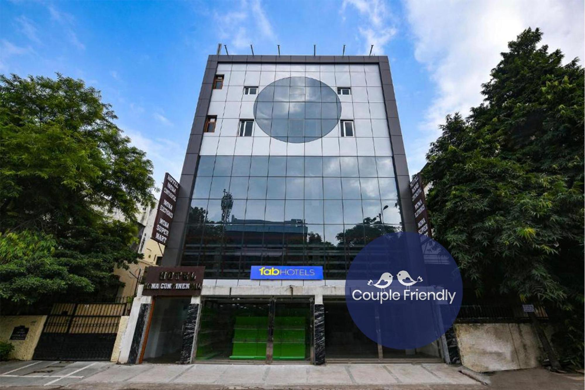 Fabhotel Mona Continental - Nr Laxmi Nagar It Hub نيودلهي المظهر الخارجي الصورة